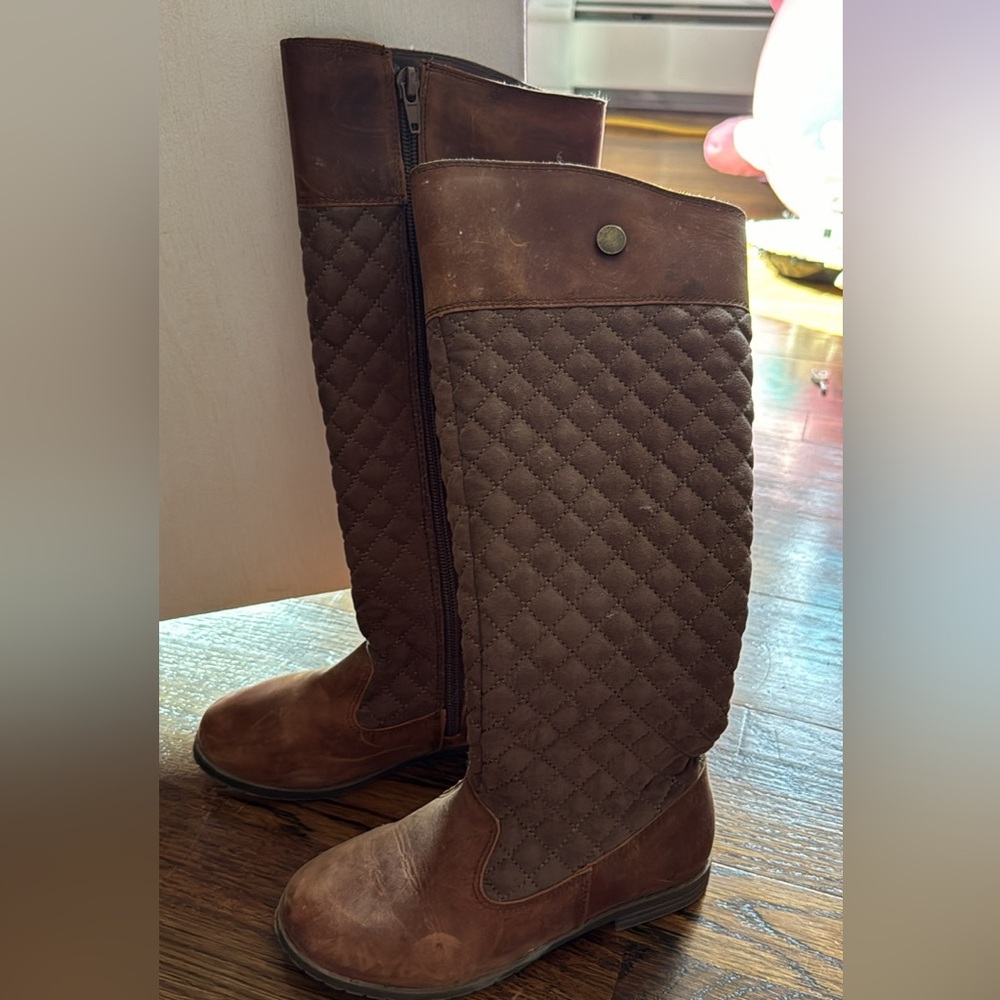 Hope & Henry Girls size 13 boots